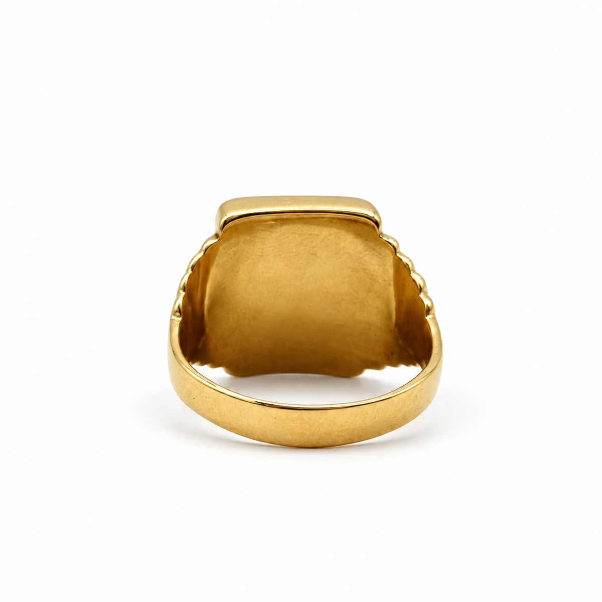 Chevalière Or jaune et onyx