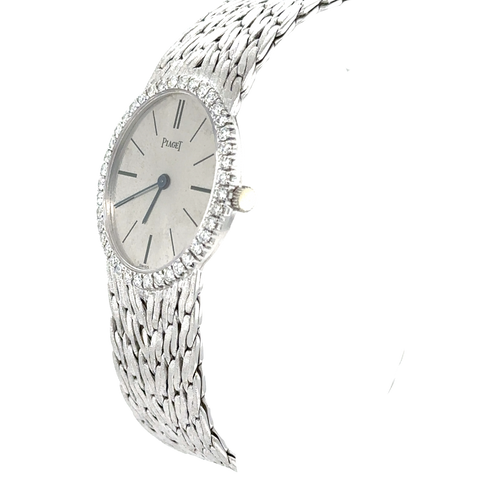 Piaget - Montre Ovale en Or Blanc