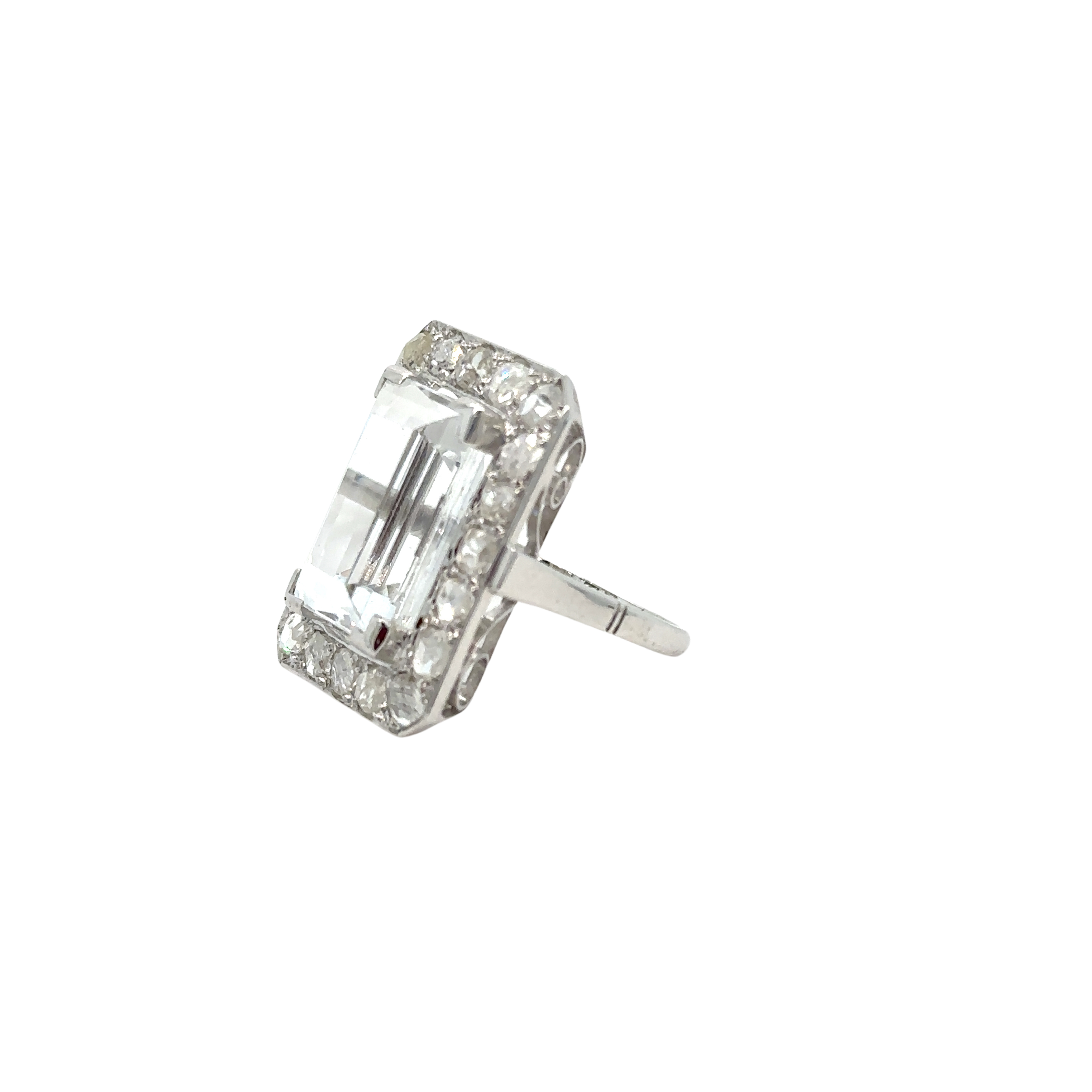 White Gold Ring - Zirconium Oxide and Diamonds