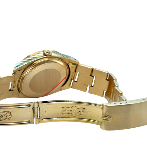 ROLEX - Montre Datejust Or jaune 18 carats - Modèle 1501 - Année 1970