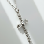 Art Déco -  Pendentif Croix or blanc et diamants