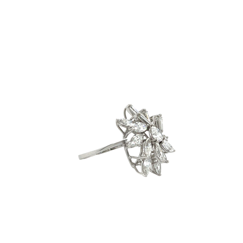 Bague Cocktail - Diamants Marquise et Baguette - Éclat Incomparable