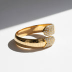 CHAUMET - Bracelet Or jaune et Diamants - Modèle « Plume »