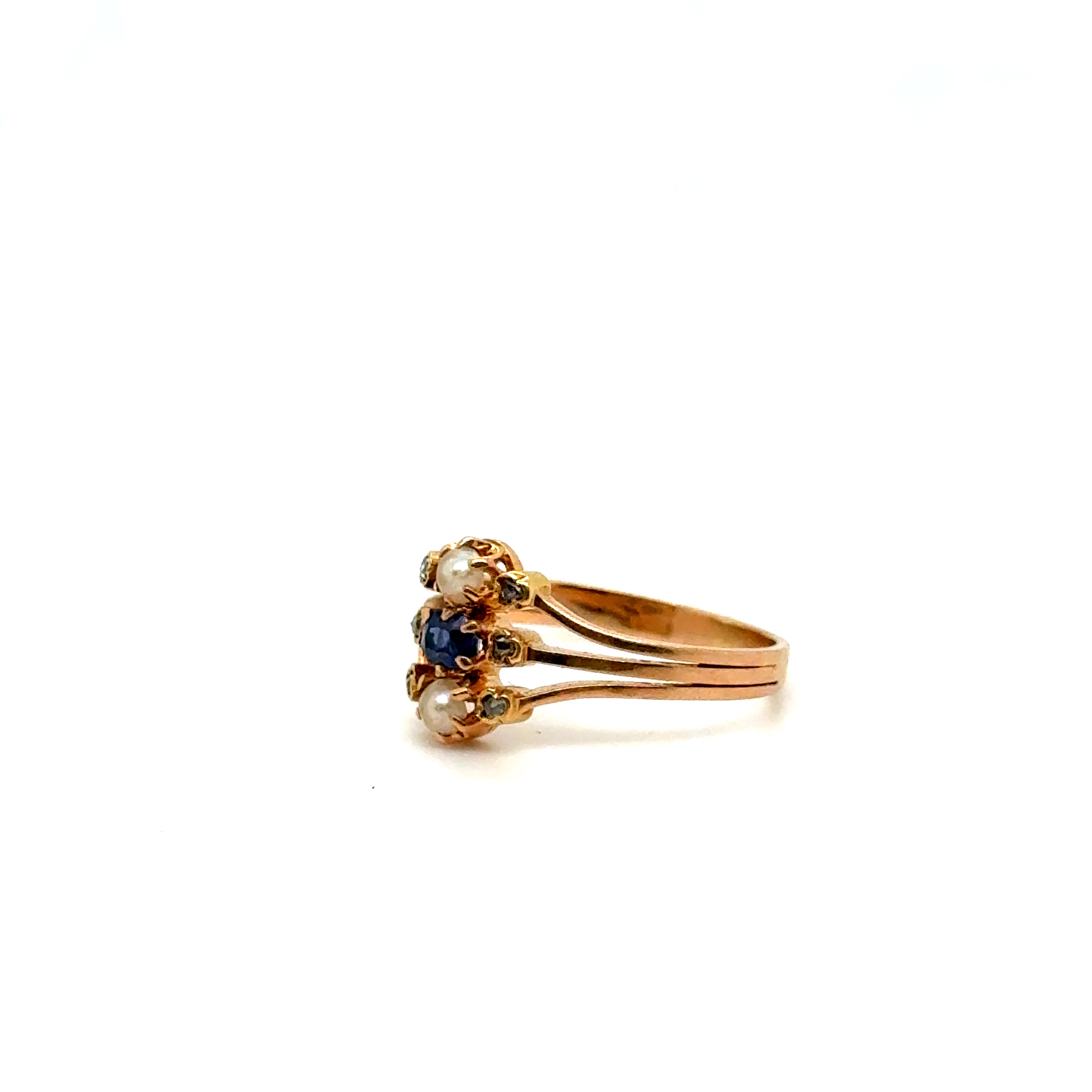 Bague Ancienne Or Rose - Saphir - Perles et diamants