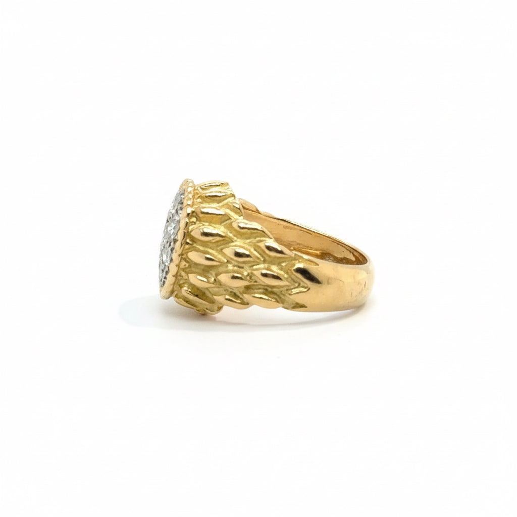 Vintage Snake Ring in Yellow Gold and Diamonds