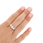 Bague ancienne - Or blanc et Diamants