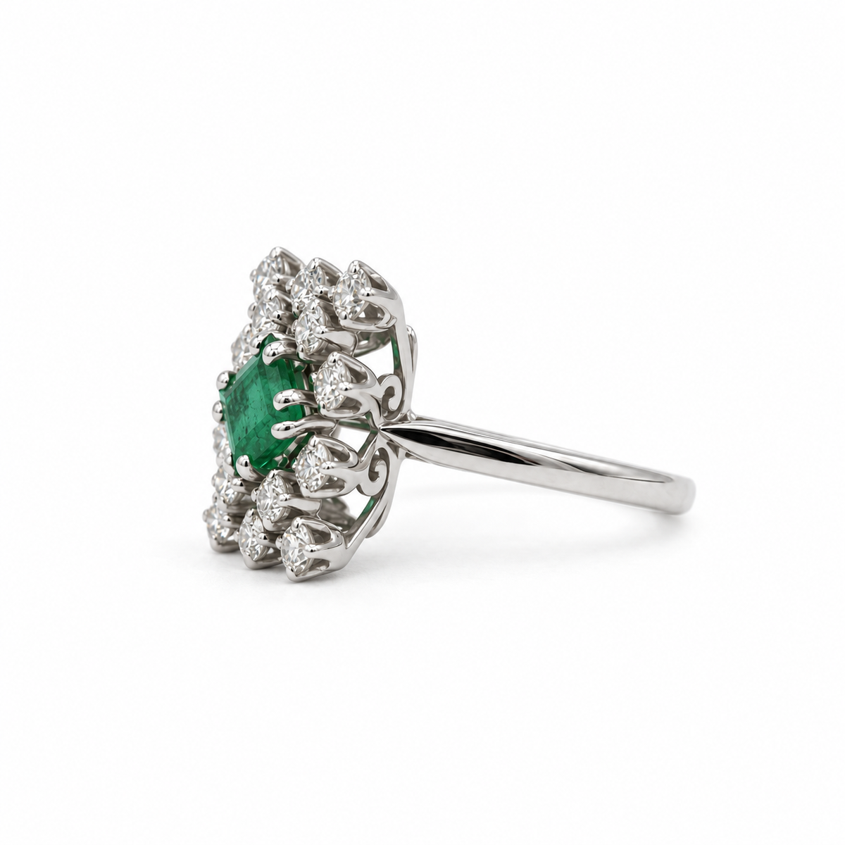 Bague Marguerite - Or blanc Emeraude et Diamants