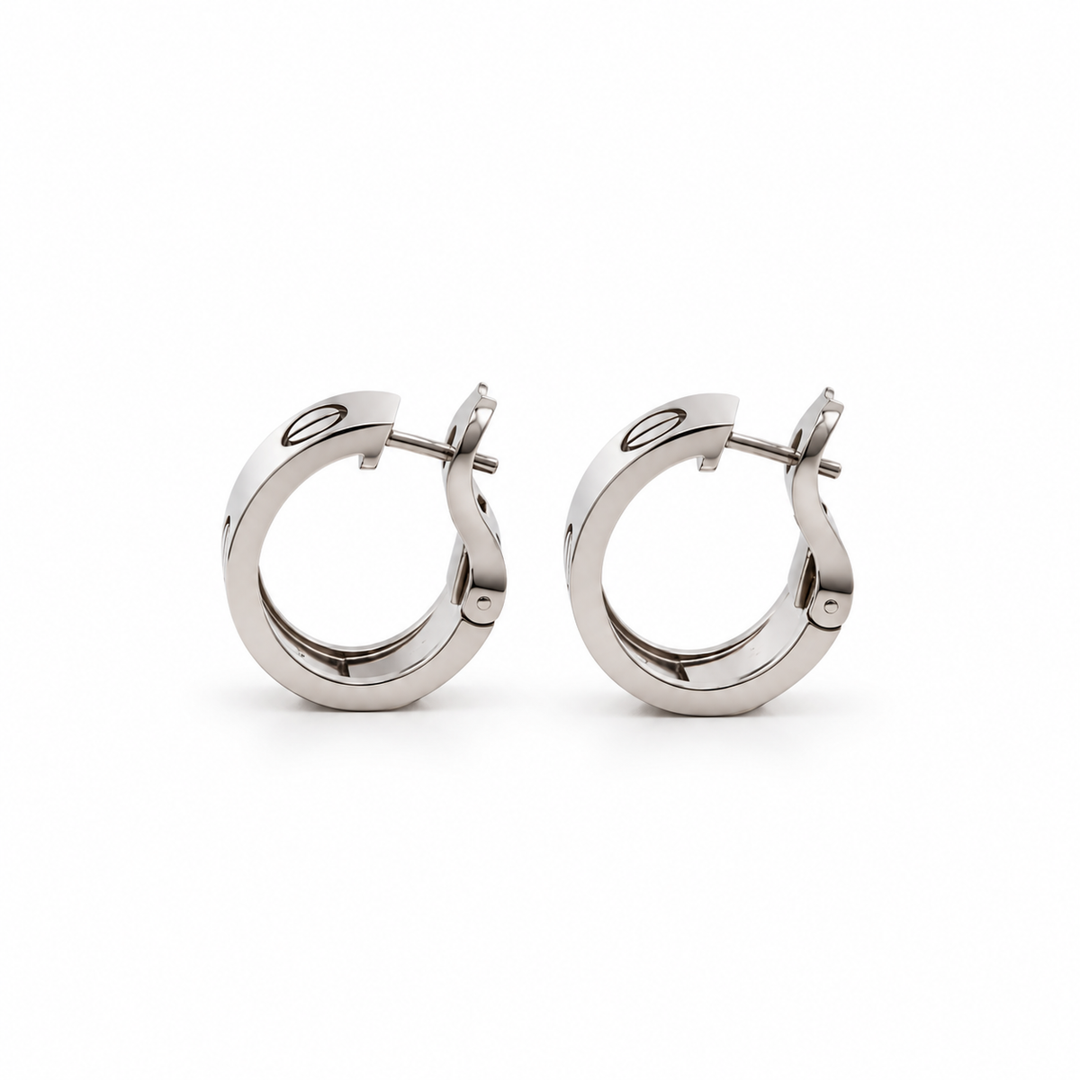 Cartier - Boucles d’oreilles Créoles - LOVE - Or blanc