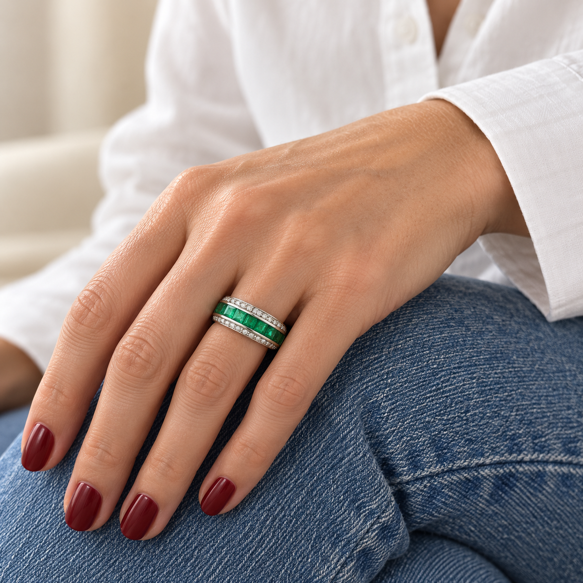 Bague bandeau - Emeraudes et diamants