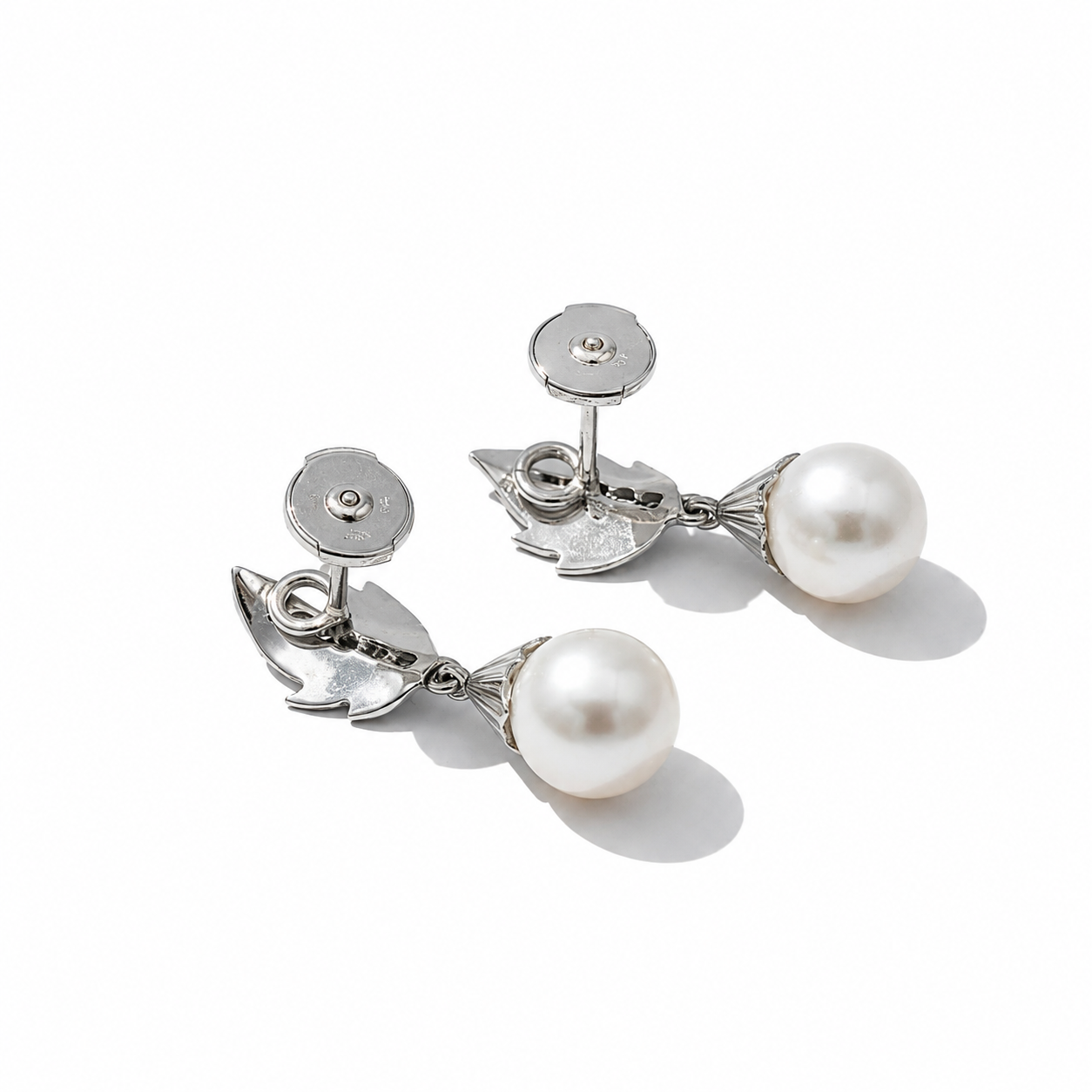 Boucles d’oreilles - Feuillage - Or blanc - Diamants et perles de culture