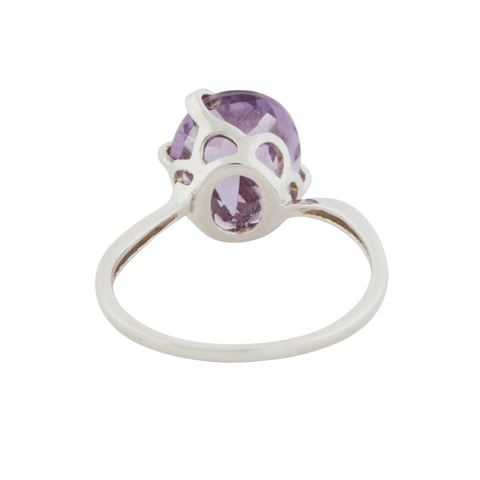 White Gold Ring - Amethyst and Diamonds