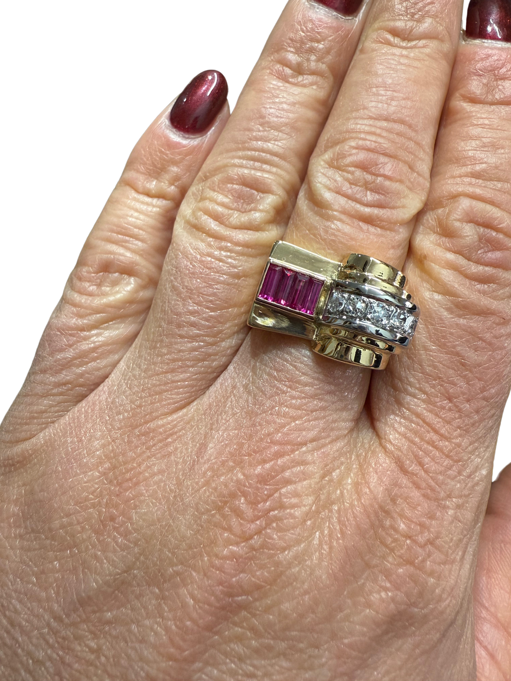 Art Déco - Bague Tank - Or jaune et Blanc - Rubis et Diamants