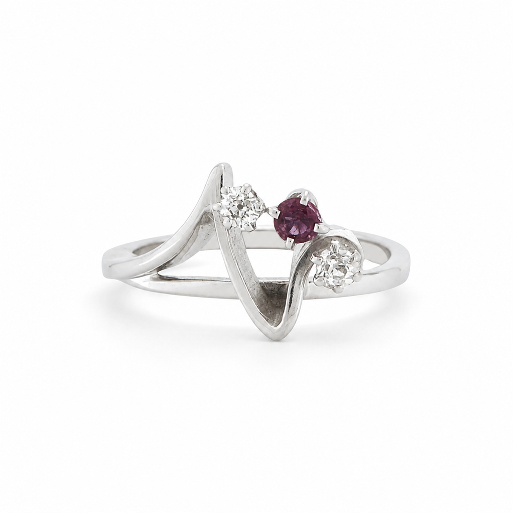 White Gold Ring - Ruby and Diamond 