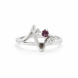 White Gold Ring - Ruby and Diamond 