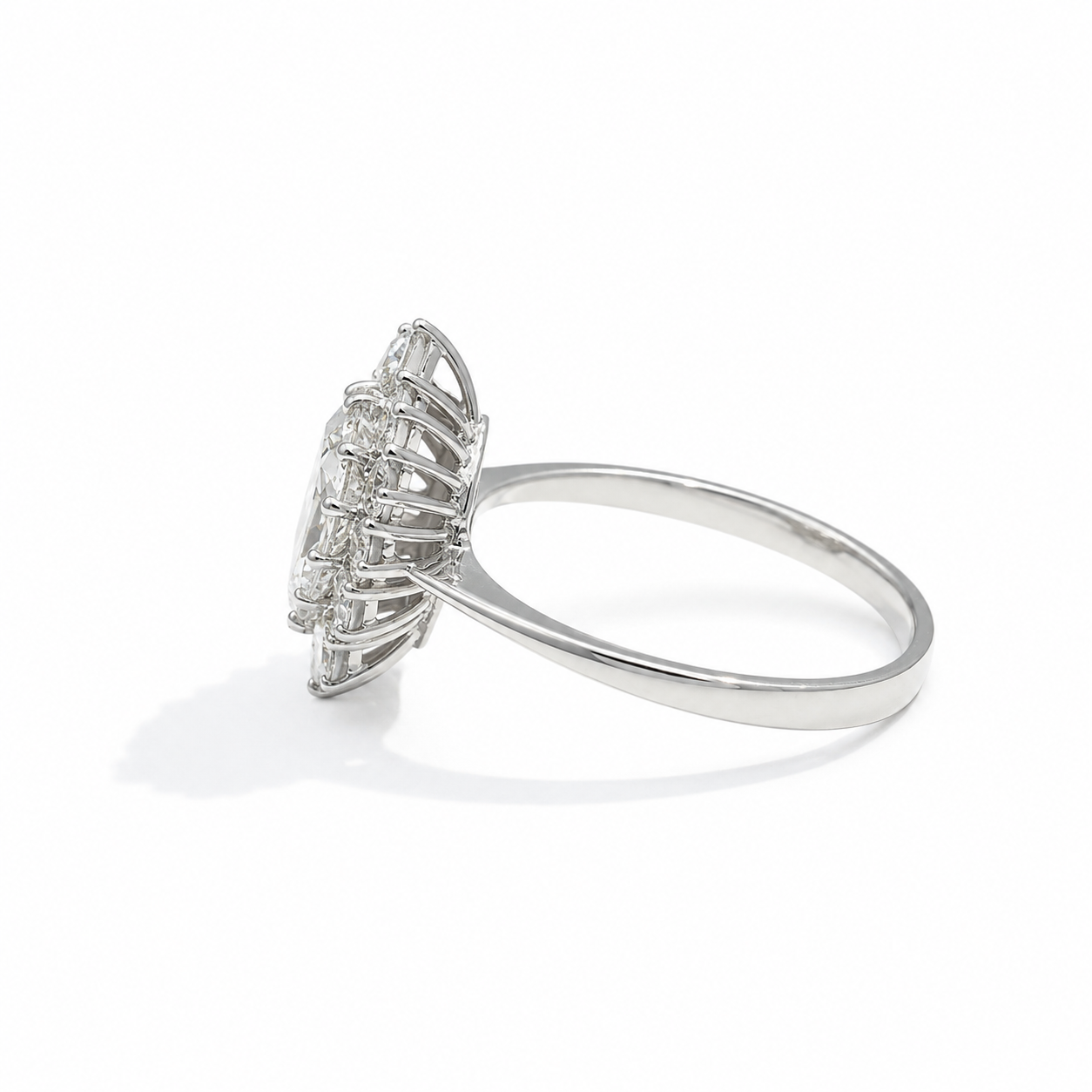 Marquise Ring - White Gold and Diamonds