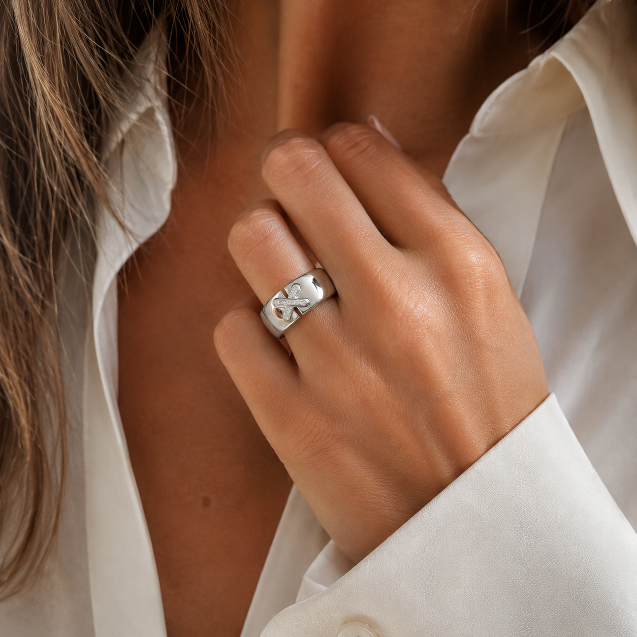 Chaumet - Double Link Ring in White Gold and Diamonds
