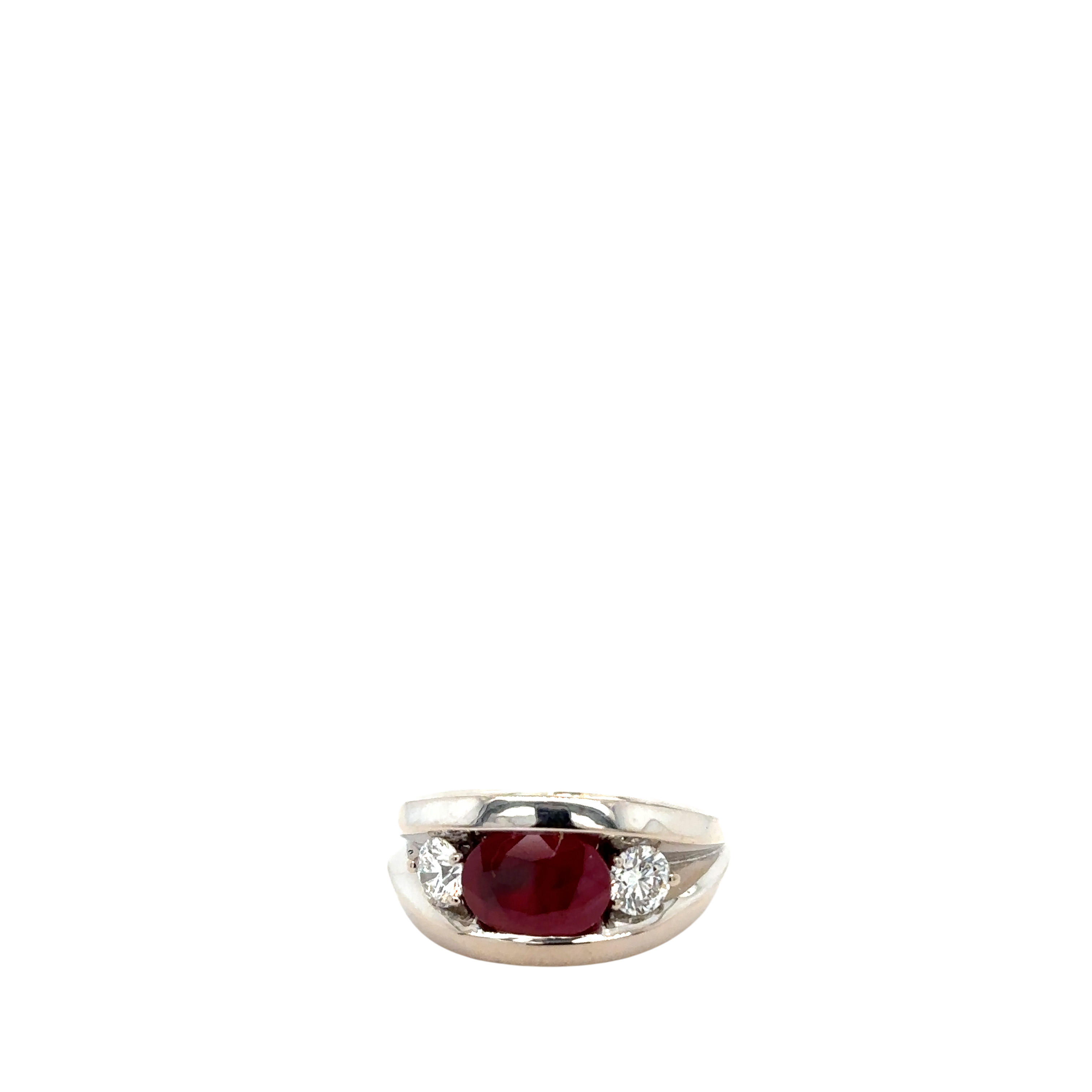 White Gold Ring with Ruby and Diamonds