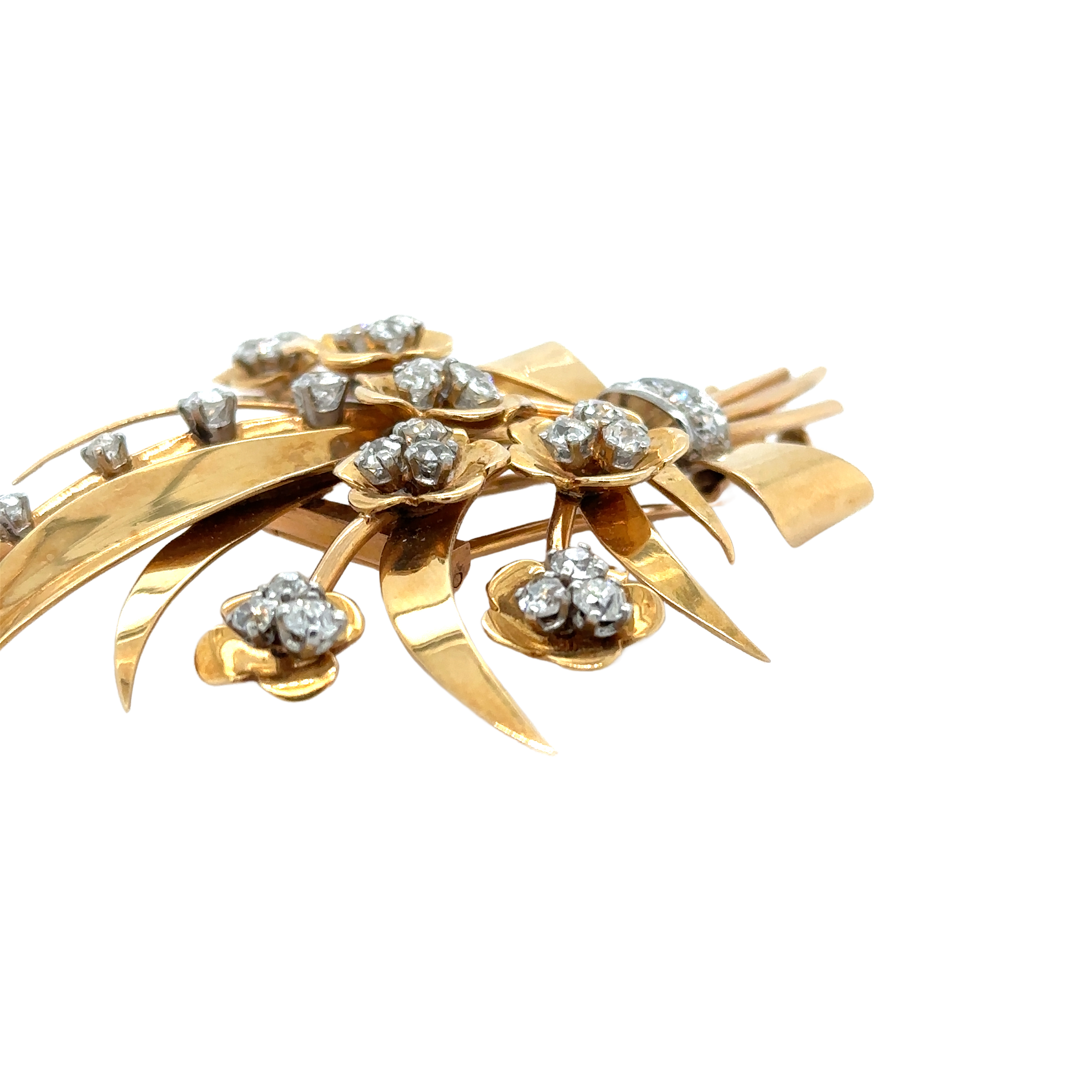 Broche Fleur - Or Jaune et Diamants - Epoque 1940