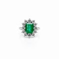 White Gold Ring - Emerald 2.65 carats