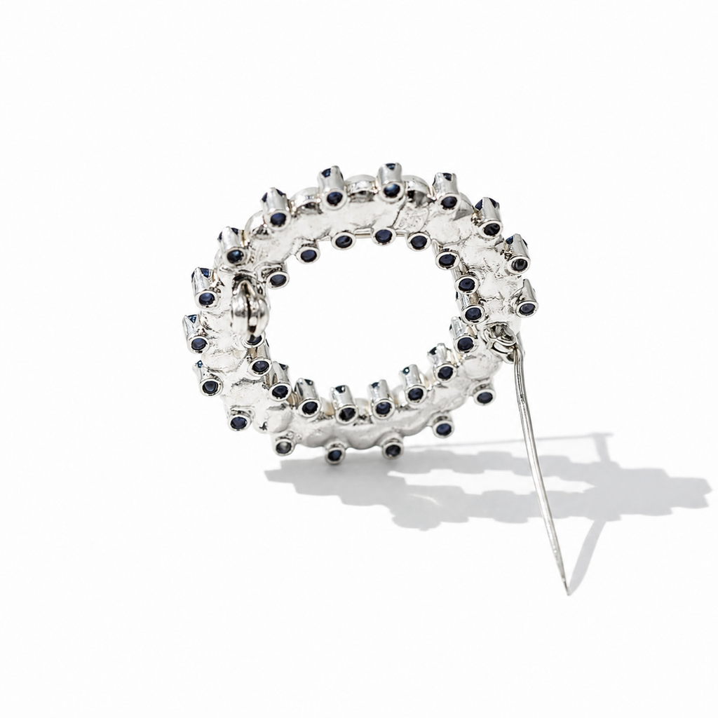 Round Brooch - White Gold - Sapphires and Cultured Pearls