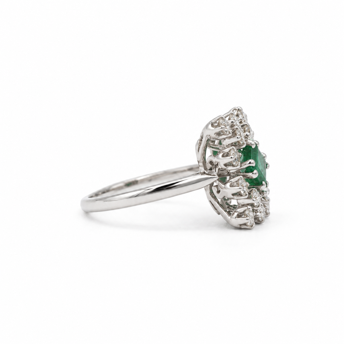 Bague Marguerite - Or blanc Emeraude et Diamants