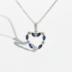 Collier Pendentif Coeur - Or blanc - Saphirs et Diamants