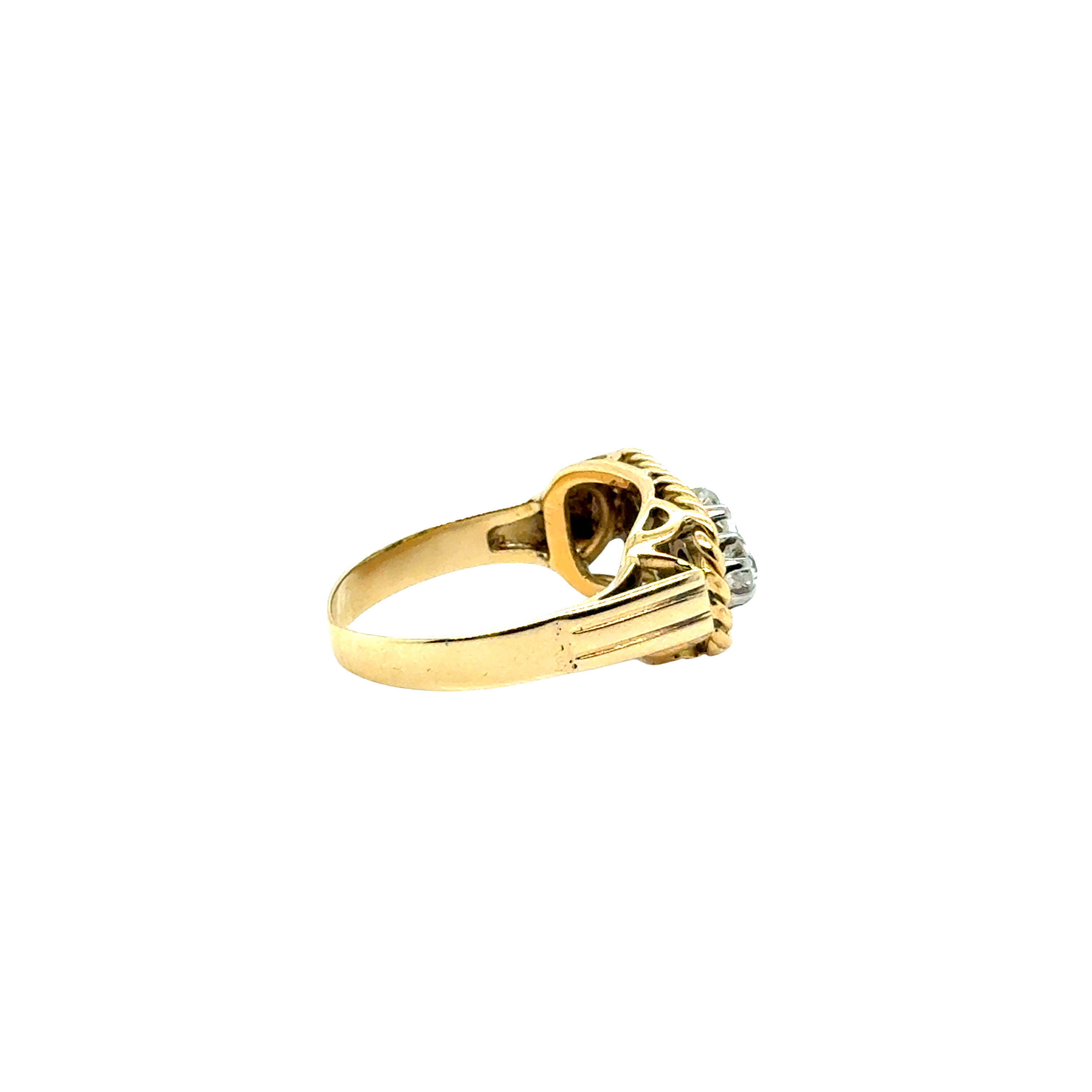 Vintage Ring - Yellow Gold and Diamonds - 1940s