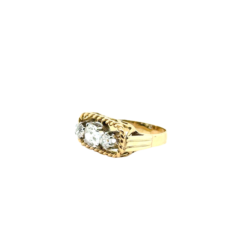 Vintage Ring - Yellow Gold and Diamonds - 1940s