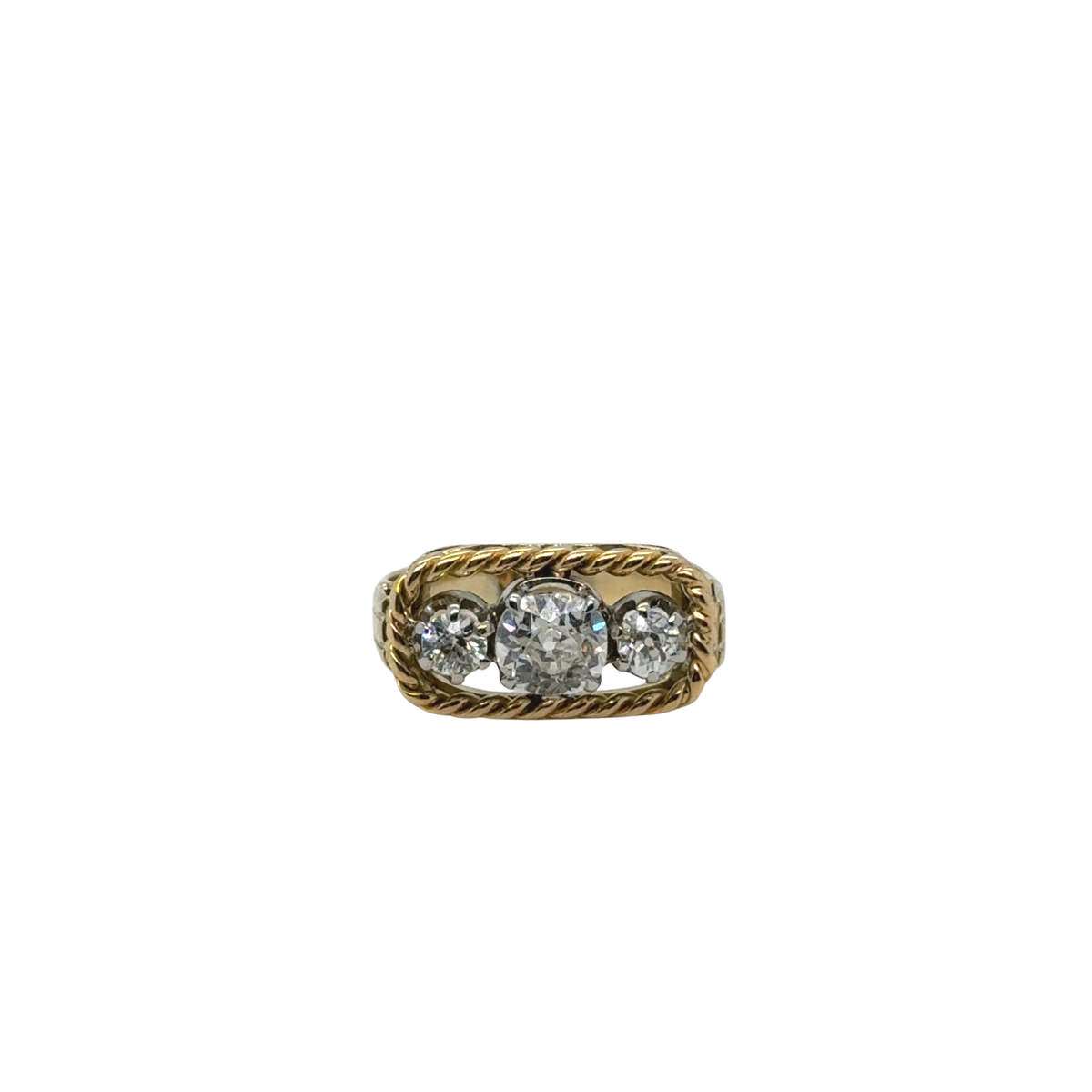 Vintage Ring - Yellow Gold and Diamonds - 1940s
