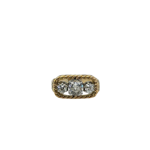 Vintage Ring - Yellow Gold and Diamonds - 1940s