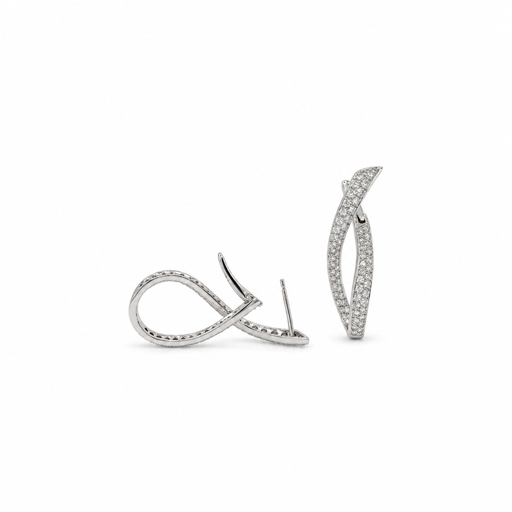 Boucles d’oreilles pendante Or blanc et Diamants
