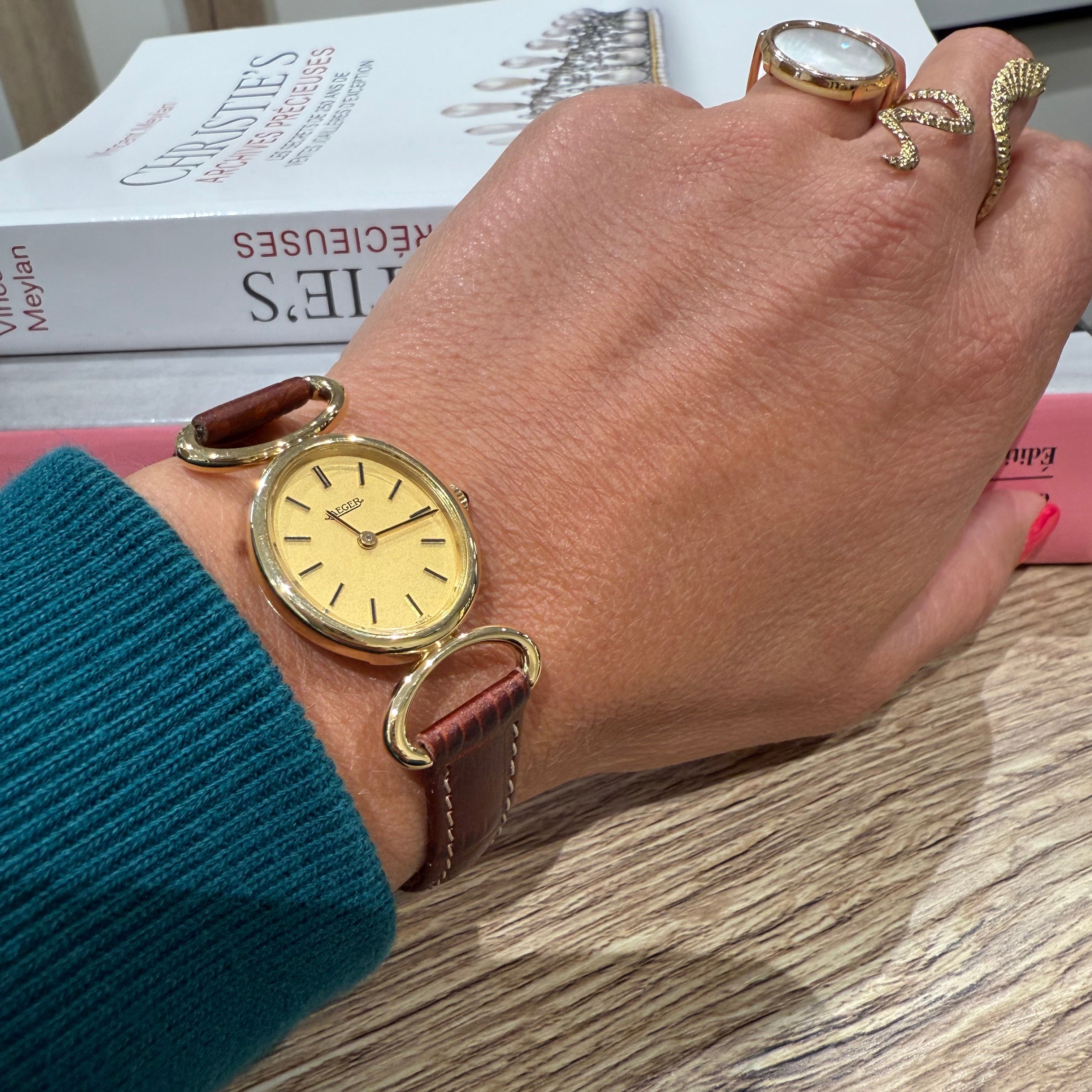 Jaeger Lecoultre - Montre Femme - Modèle Etrier - Or Jaune