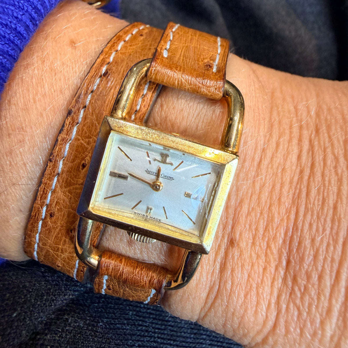 Jaeger Lecoultre - Montre Etrier Or jaune