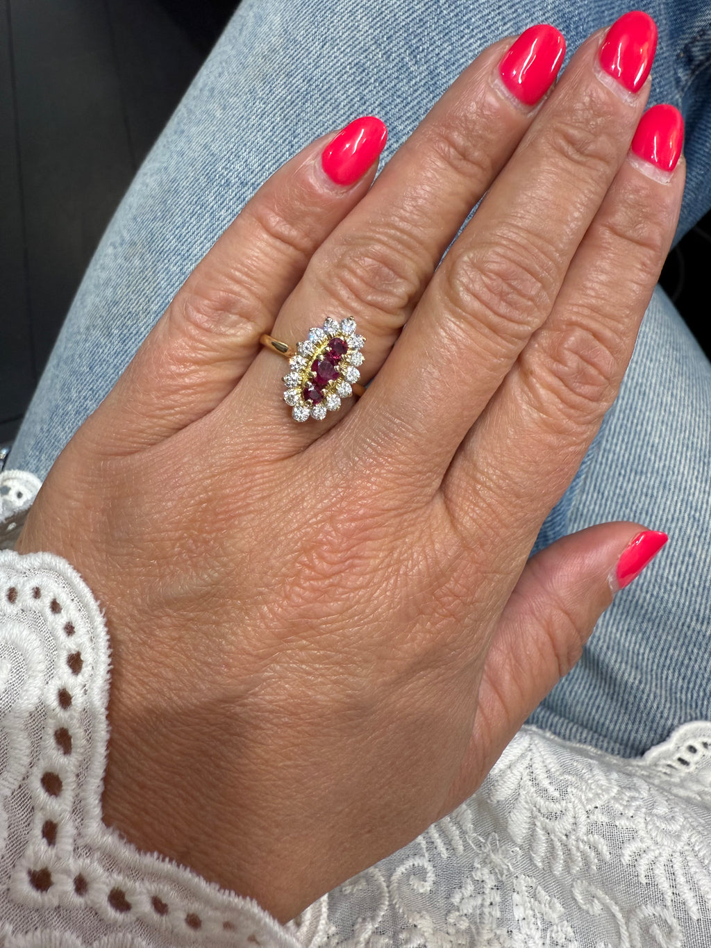 Bague Marquise Or jaune - Rubis et Diamants