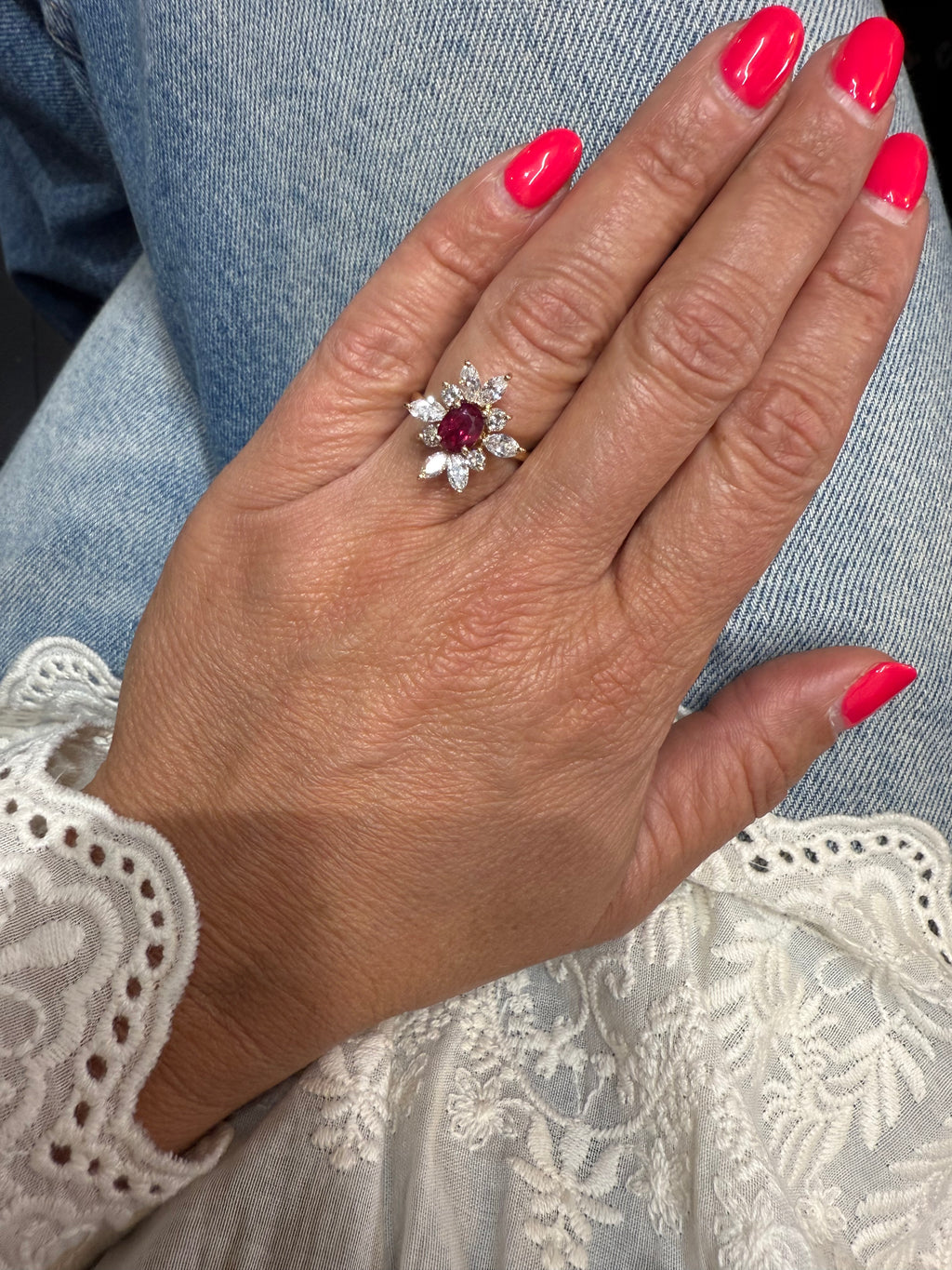 Bague Marguerite Or jaune - Rubis et Diamants