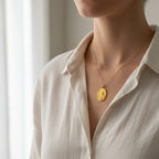 Médaille Pendentif Religieuse Lourdes - Or jaune