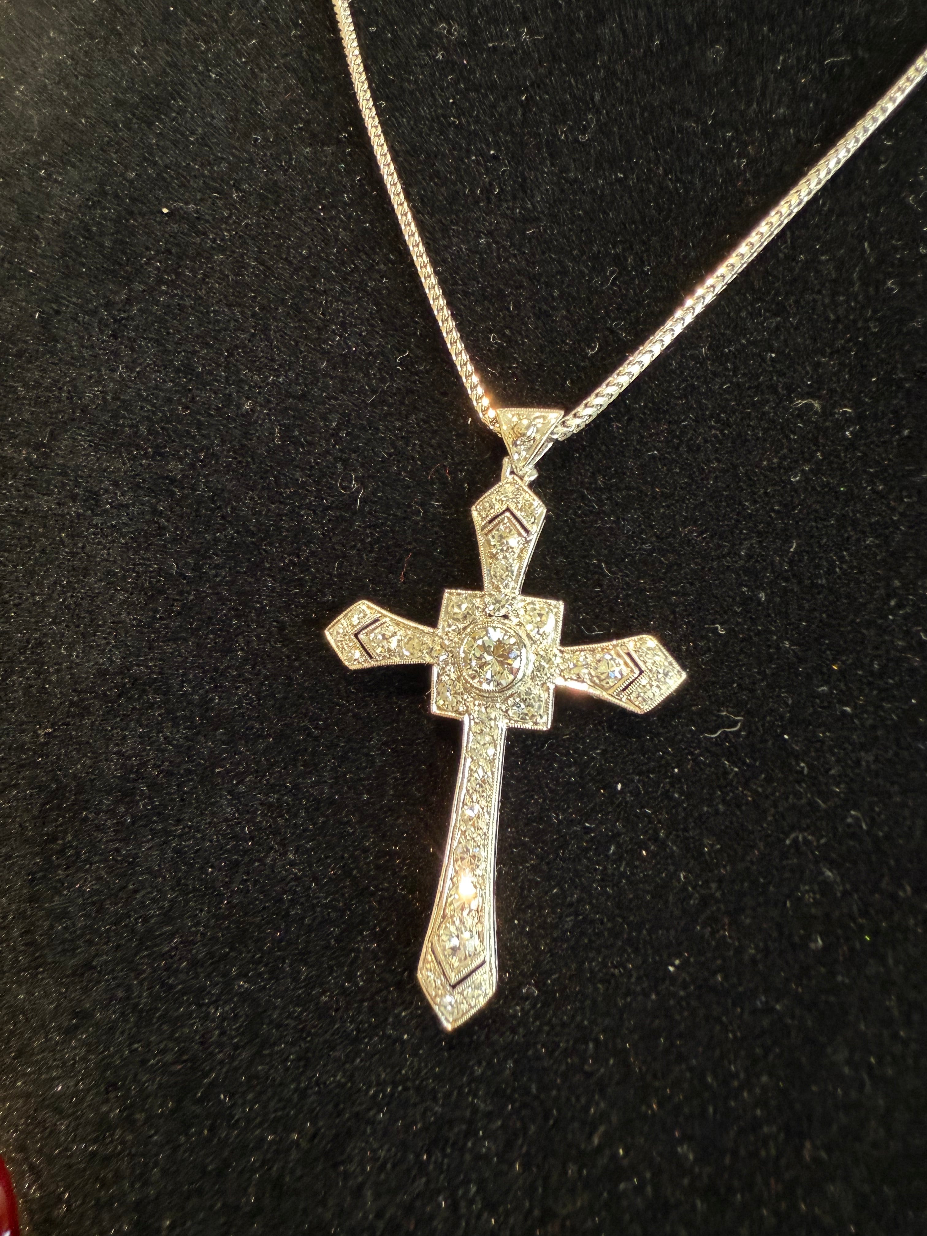 Art déco - Pendentif Croix or blanc et Diamants