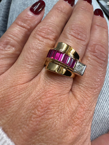 Tank Ring - Yellow Gold - Diamonds and Rubies