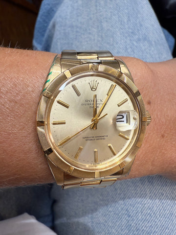 ROLEX - Montre Datejust Or jaune 18 carats - Modèle 1501 - Année 1970