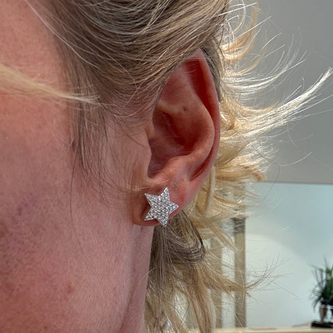 Pair of Star Earrings - White Gold and Diamonds
