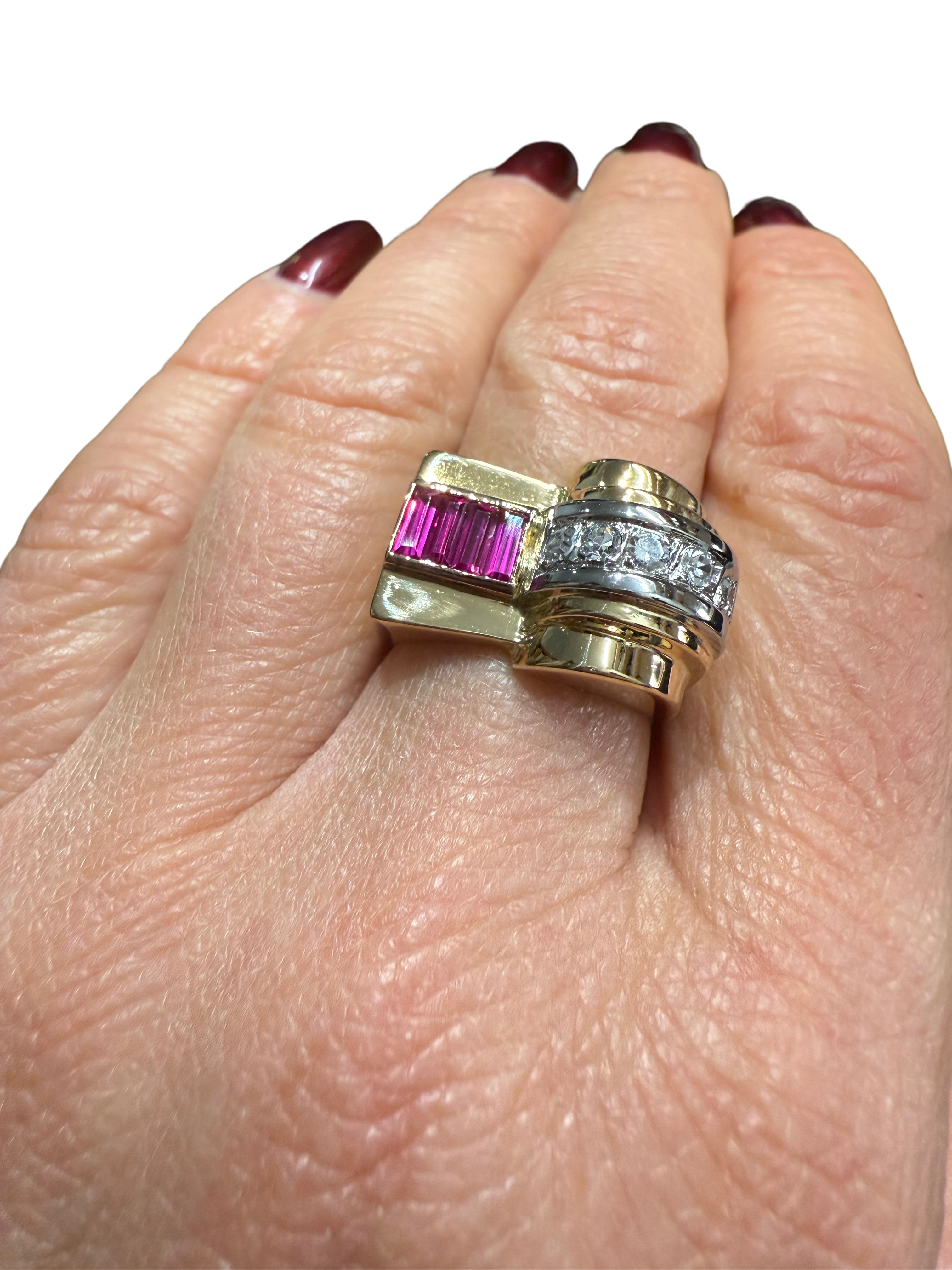 Art Déco - Bague Tank - Or jaune et Blanc - Rubis et Diamants