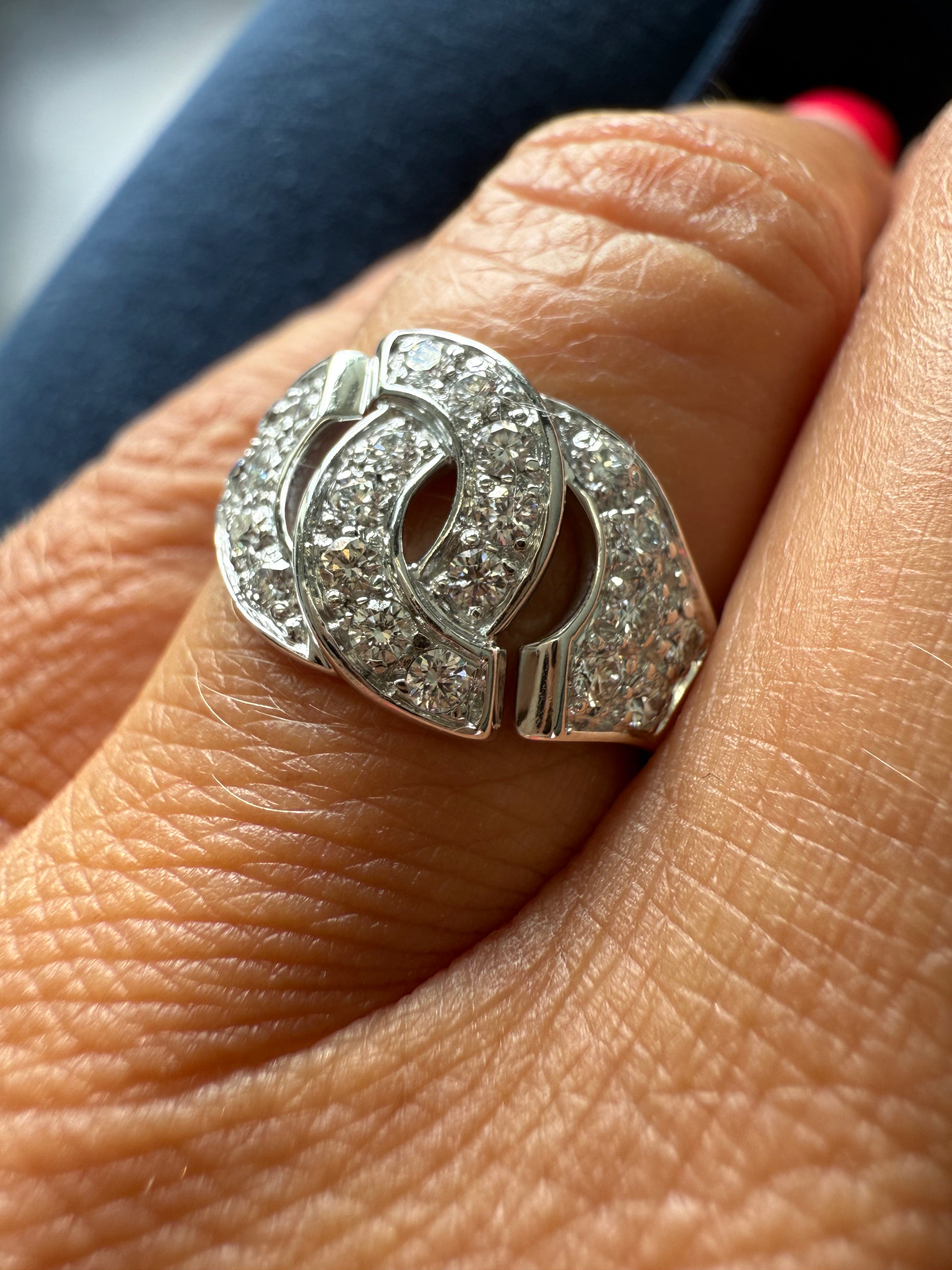 DINH VAN - Bague « Menottes » Moyen Modèle - Or blanc et Diamants
