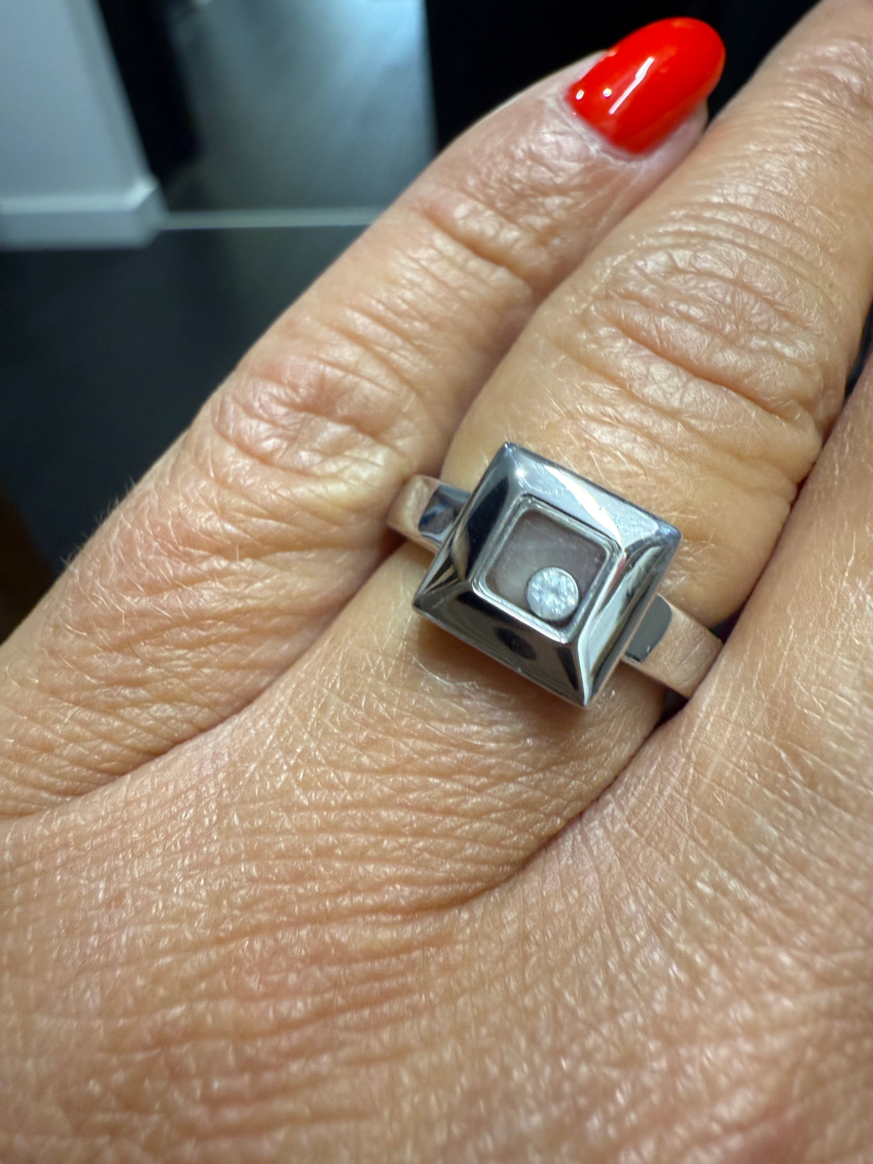CHOPARD - Bague « Happy Diamonds » - Or blanc et Diamants