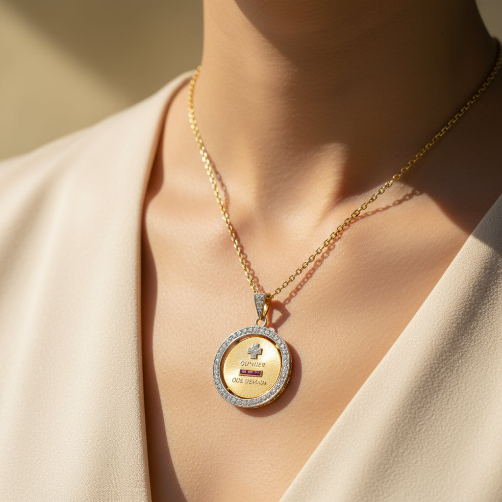 Augis - Médaille D’amour - Or jaune et Diamants