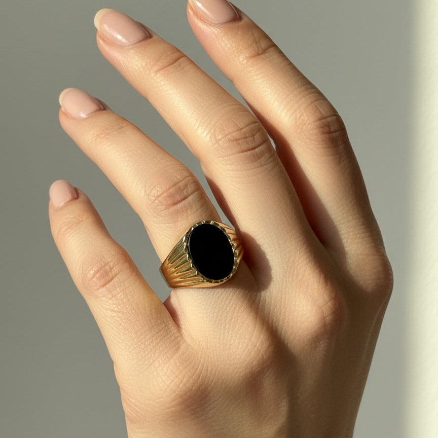 Bague Chevalière - Or Jaune et Onyx