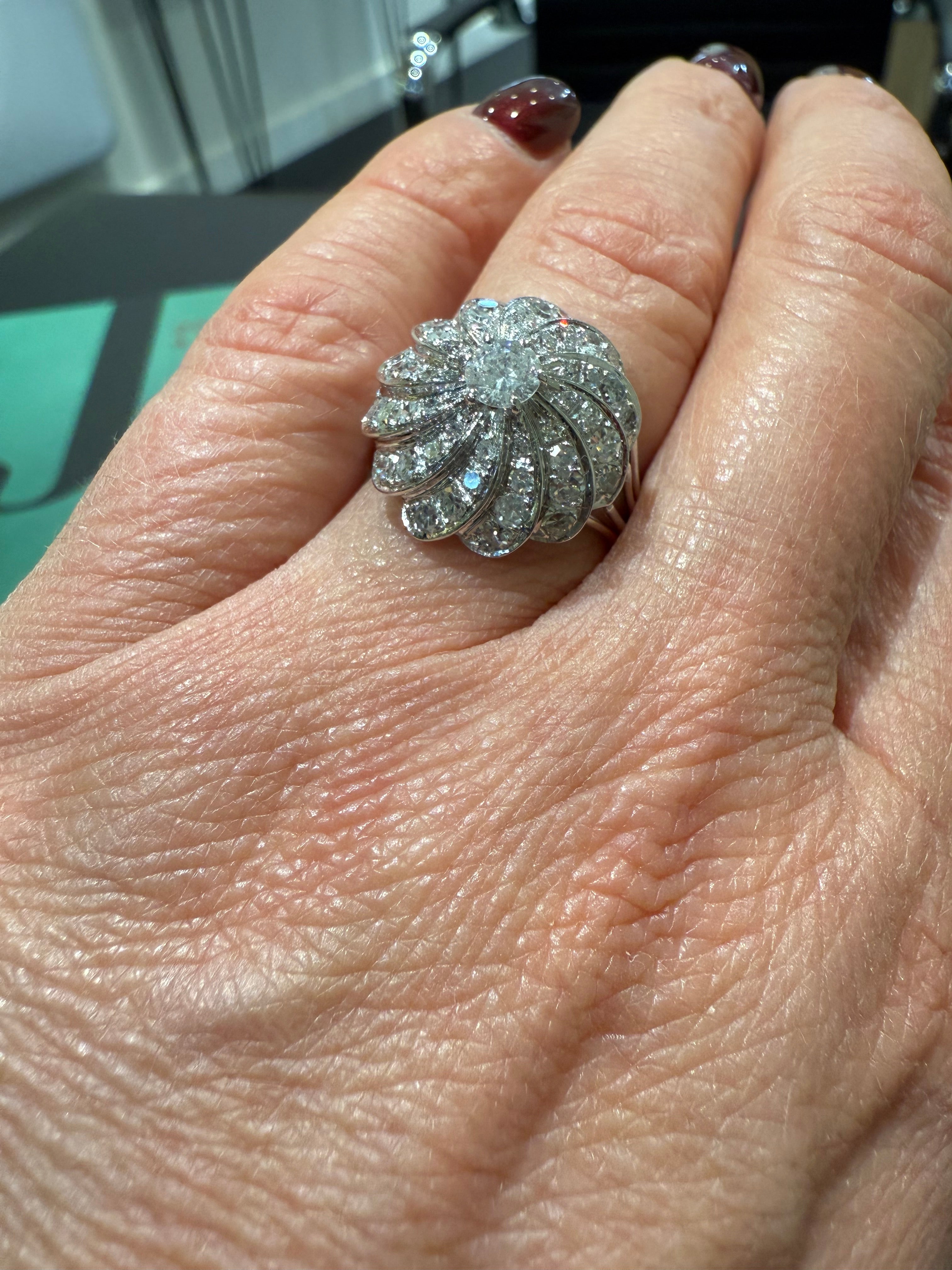 Bague Fleur Or blanc et Diamants