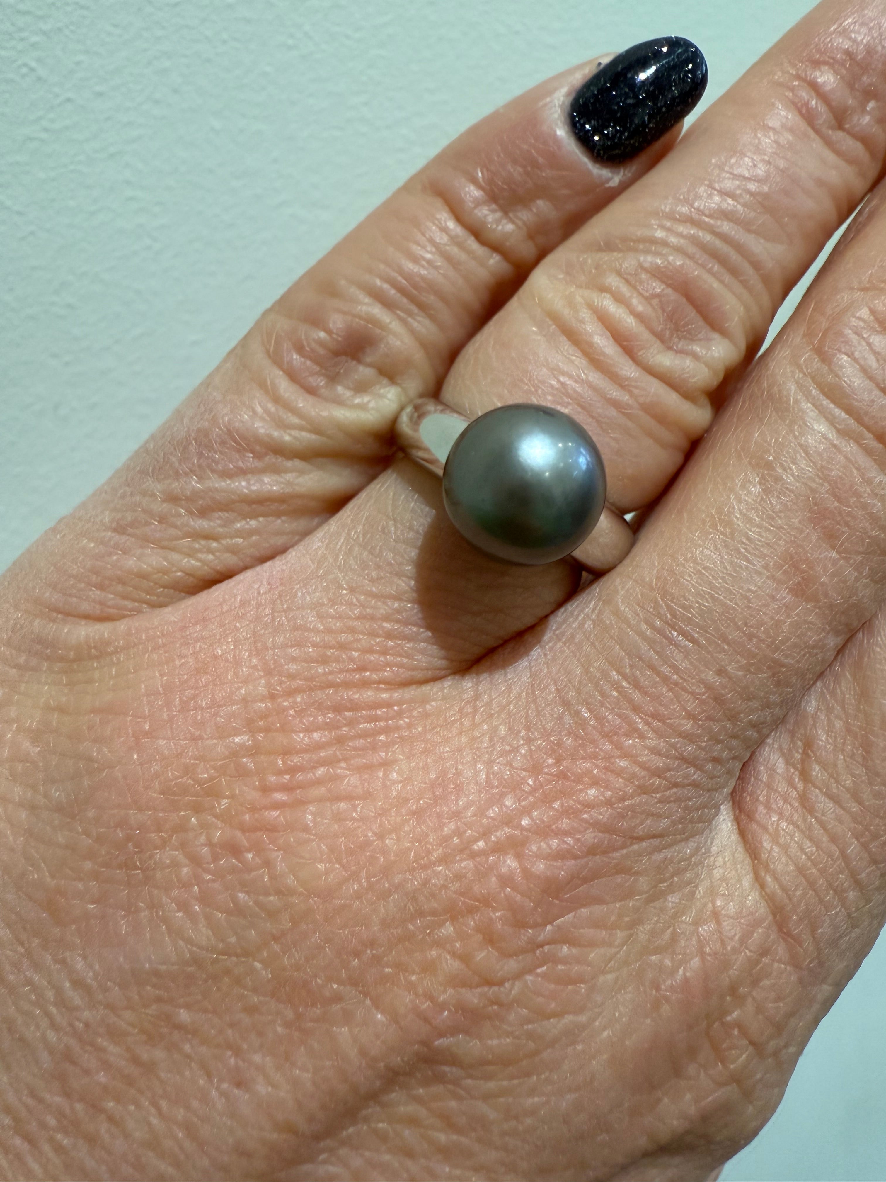 Bague Or blanc et perle de Tahiti