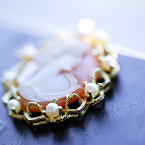 Pendentif Camée - Or jaune et Perles de culture