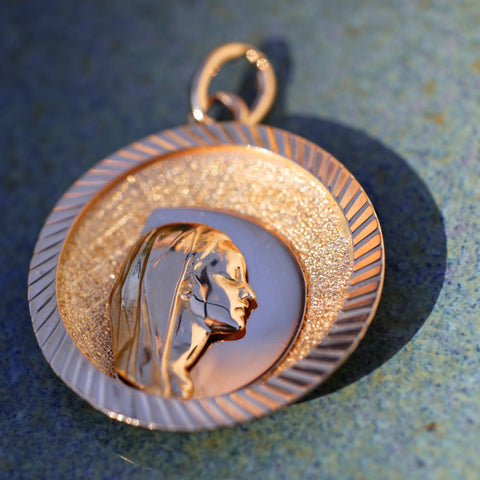 Médaille Pendentif - Sainte Vierge - Or Jaune
