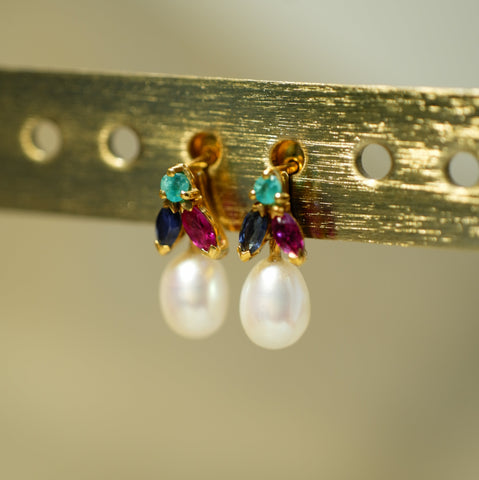 Boucles d’oreilles or jaune - Perles, Saphirs, Rubis et Emeraudes